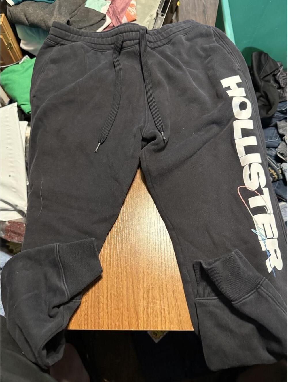 Hollister Co. Women's Black and Navy Joggers-tracksuit